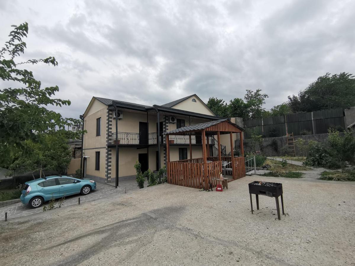 Guest House Eden Tiflis Exterior foto