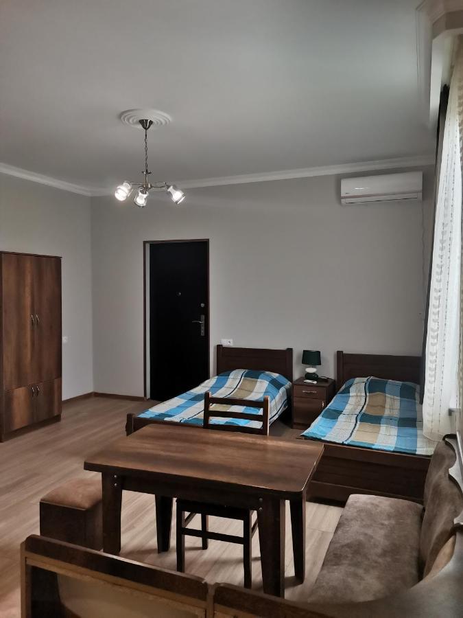 Guest House Eden Tiflis Exterior foto