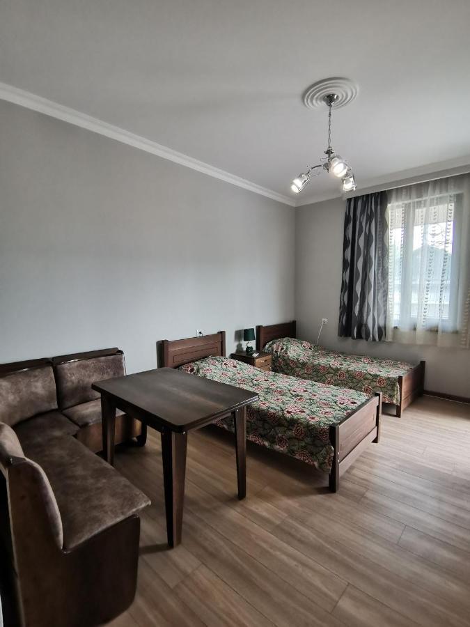 Guest House Eden Tiflis Exterior foto